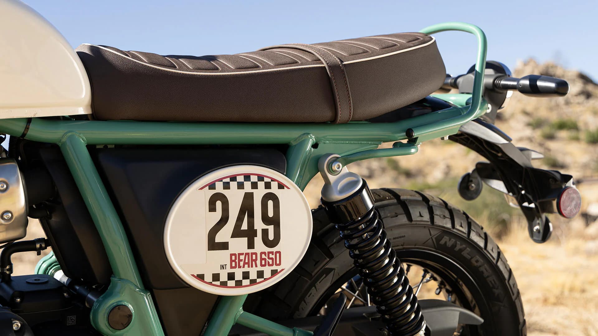 Royal Enfield Bear 650 — фото 3