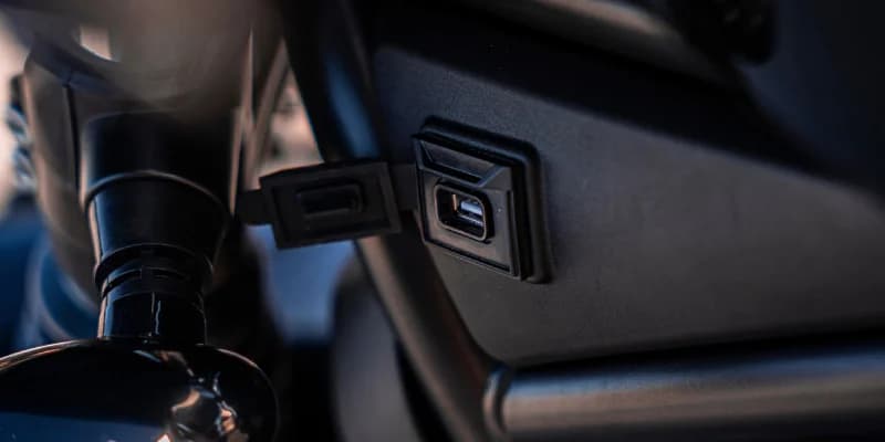 Зарядное устройство USB